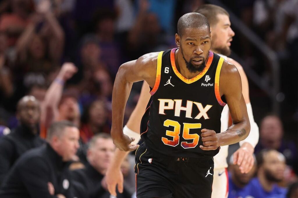 PayPal renova e seguirá na camisa do Phoenix Suns até 2026