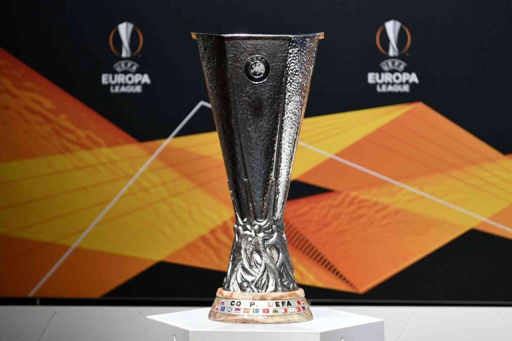 Qual a premiação em dinheiro para o campeão da Europa League 2024?