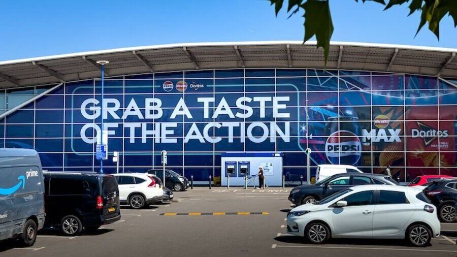 Com loja no Wembley, Tesco fecha parceria com PepsiCo para final da Champions League