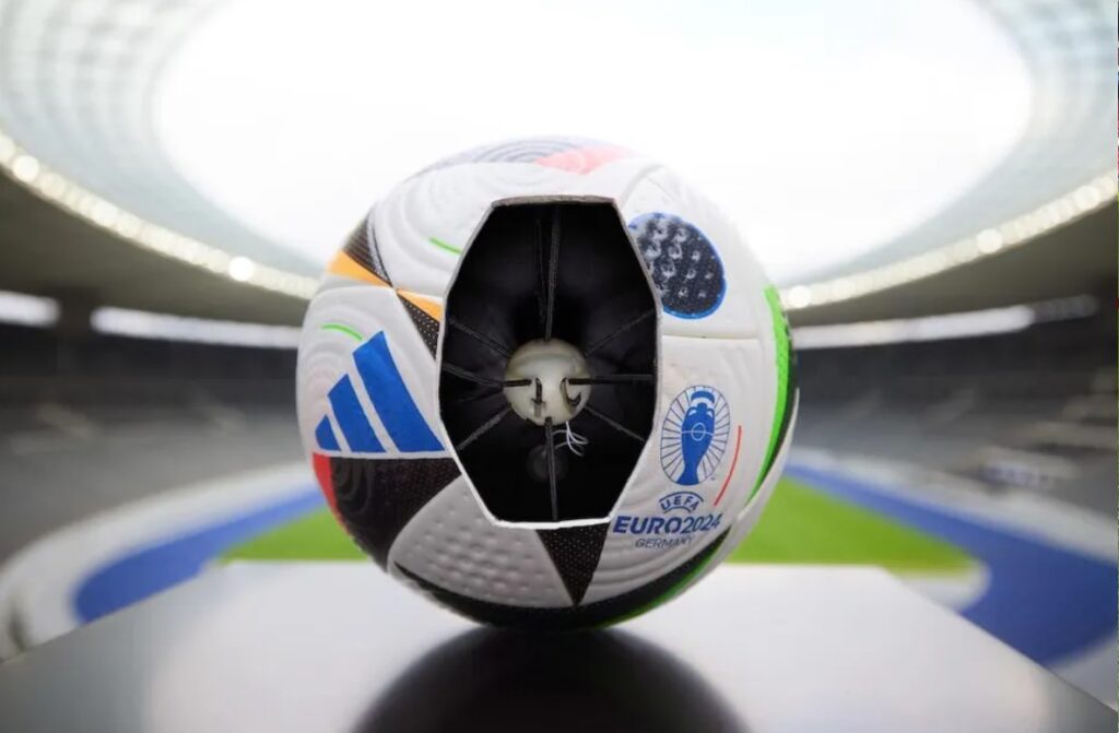 Conheça a “bola conectada” da adidas que terá novas tecnologias na Eurocopa